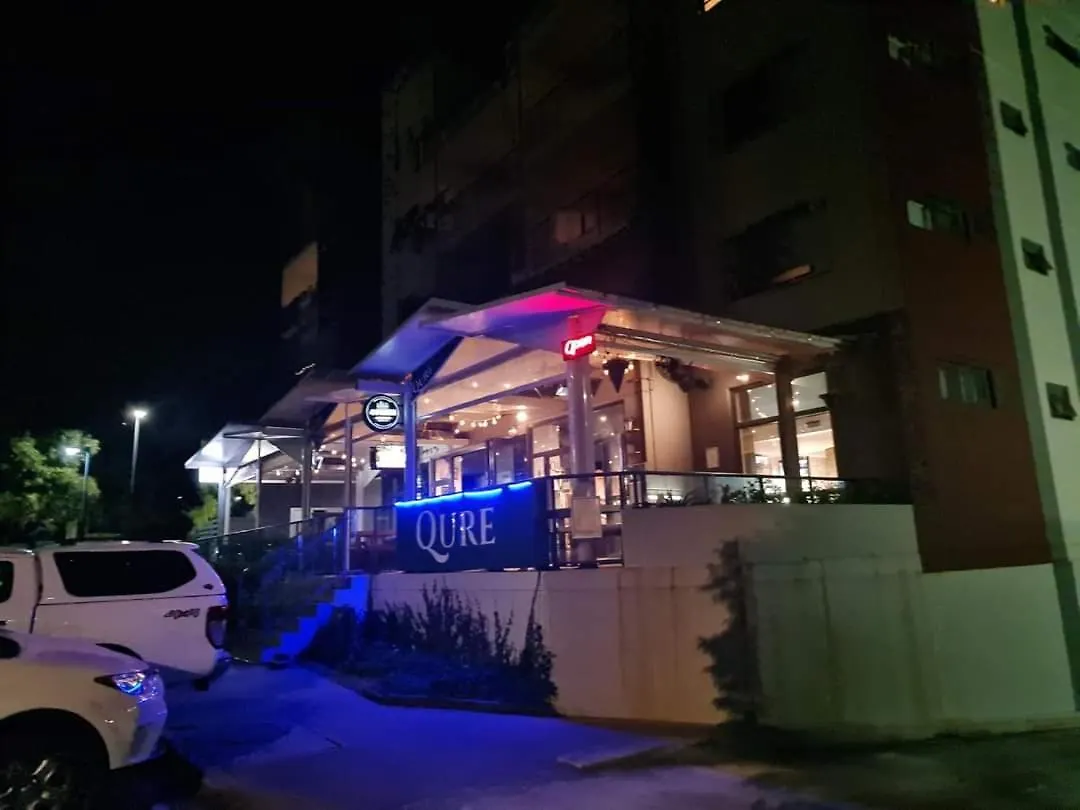Qure Restaurant And Apartments Canberra Bruce