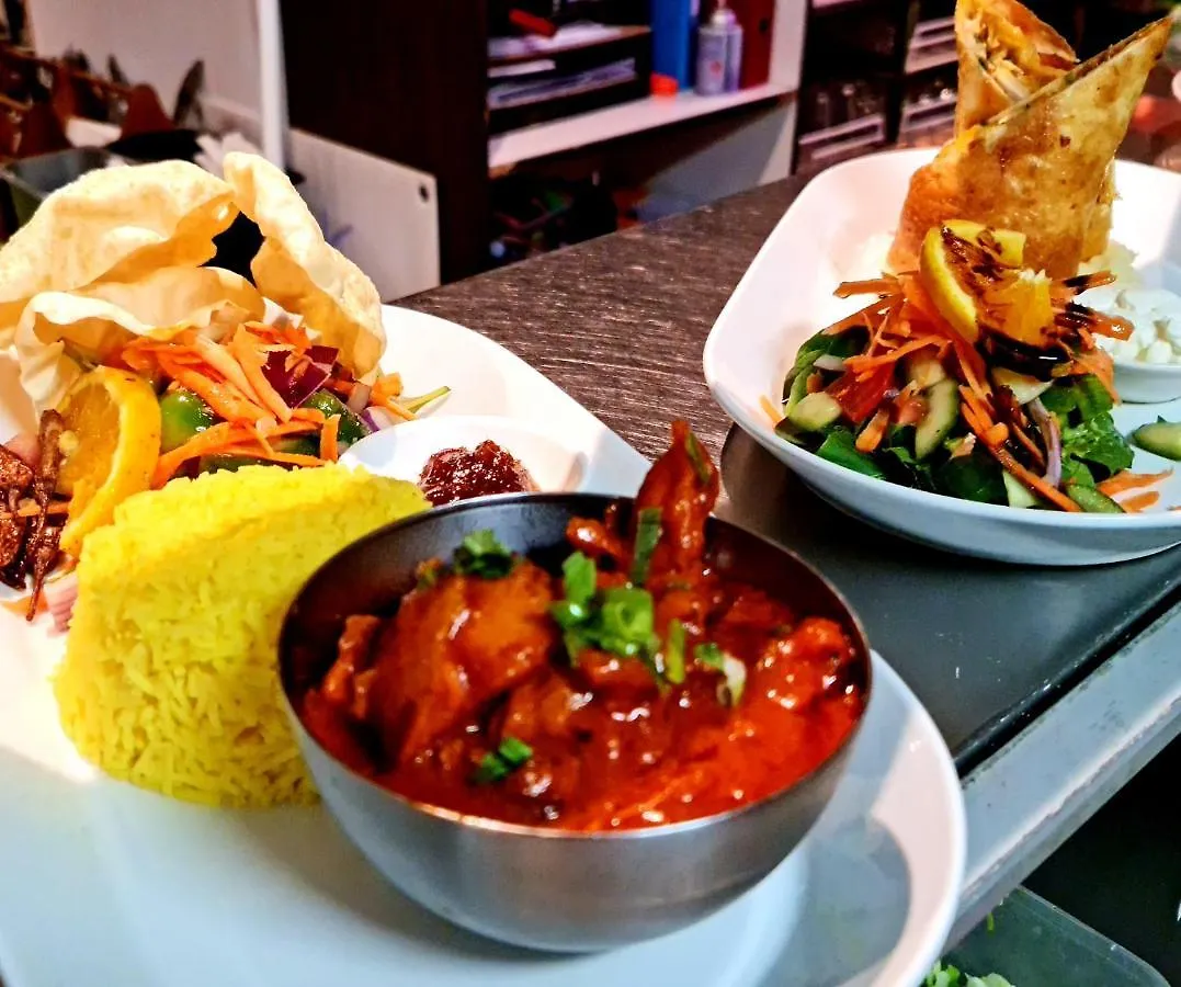 Qure Restaurant And Apartments Canberra Bruce 0*,