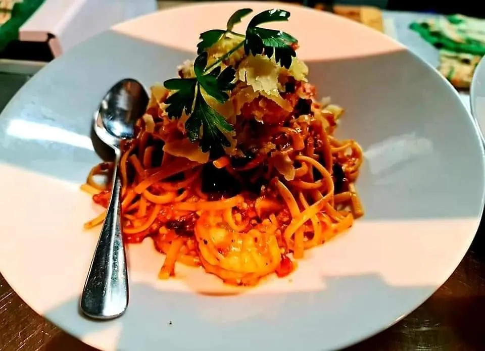 Qure Restaurant And Apartments Canberra Bruce