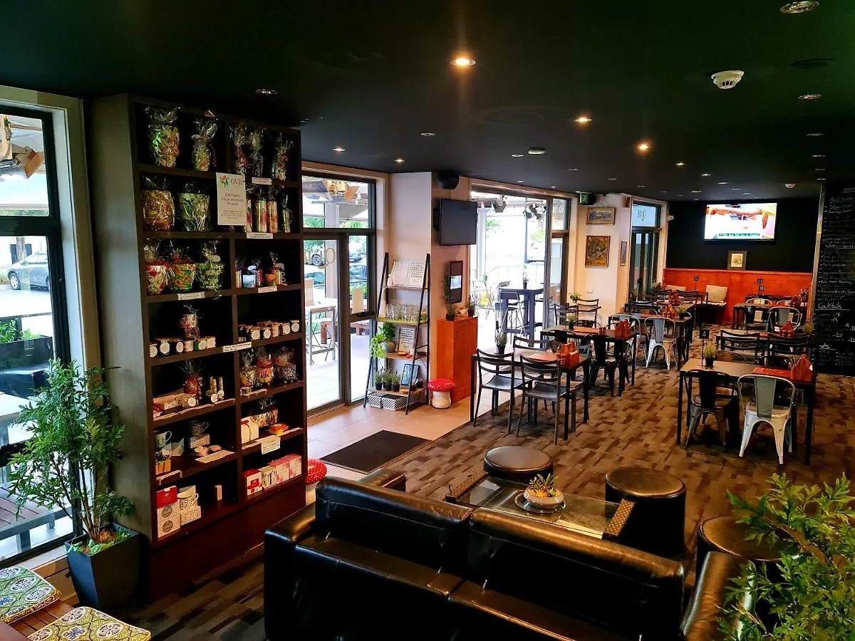 Qure Restaurant And Apartments Canberra Bruce