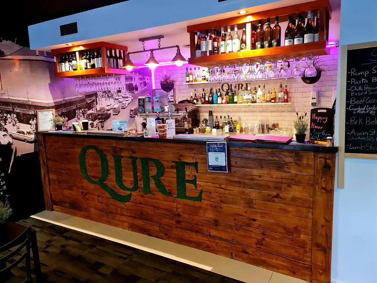 Qure Restaurant And Apartments Canberra Bruce