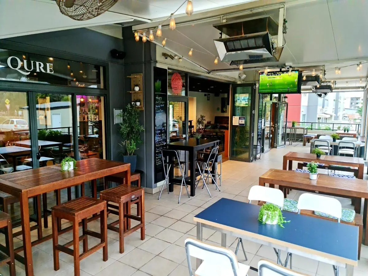 Qure Restaurant And Apartments Canberra Bruce