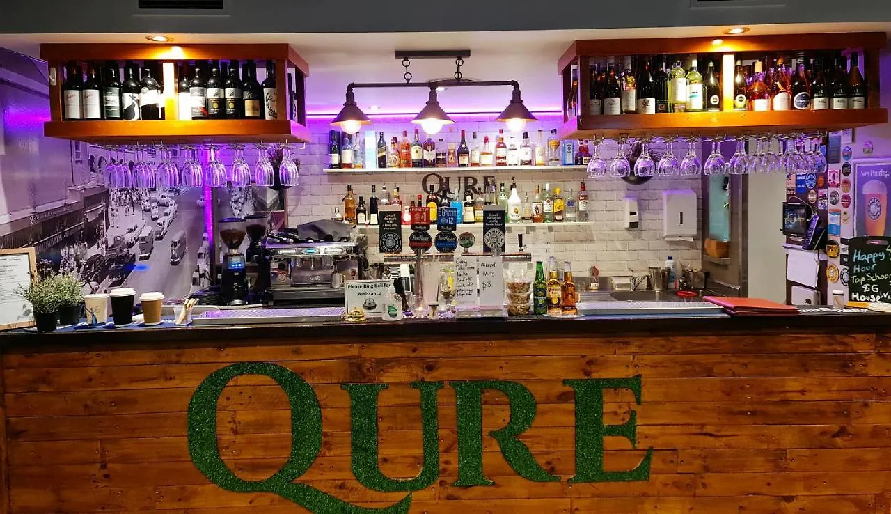 Qure Restaurant And Apartments Canberra Bruce