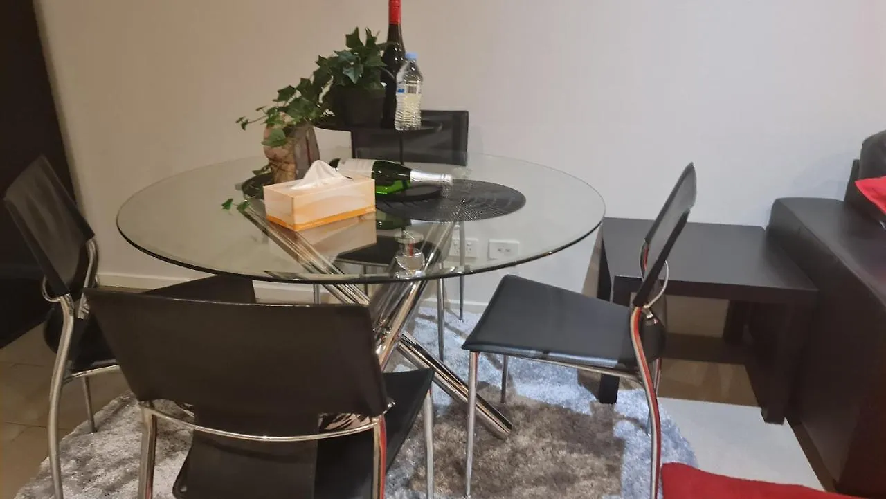 Qure Restaurant And Apartments Canberra Bruce